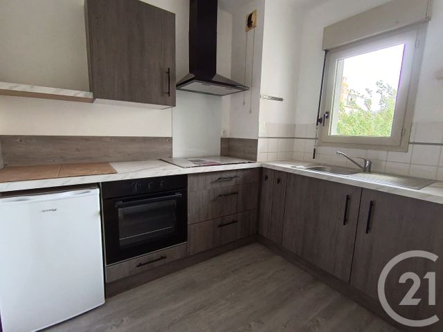 Appartement T2 &agrave; louer - 2 pi&egrave;ces - 40,56 m2 - Evron - 53 - PAYS-DE-LOIRE