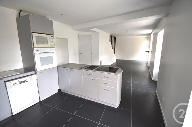 Maison &agrave; louer - 3 pi&egrave;ces - 86 m2 - Astille - 53 - PAYS-DE-LOIRE