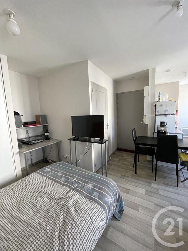 Appartement Studio &agrave; louer - 1 pi&egrave;ce - 22,91 m2 - Laval - 53 - PAYS-DE-LOIRE