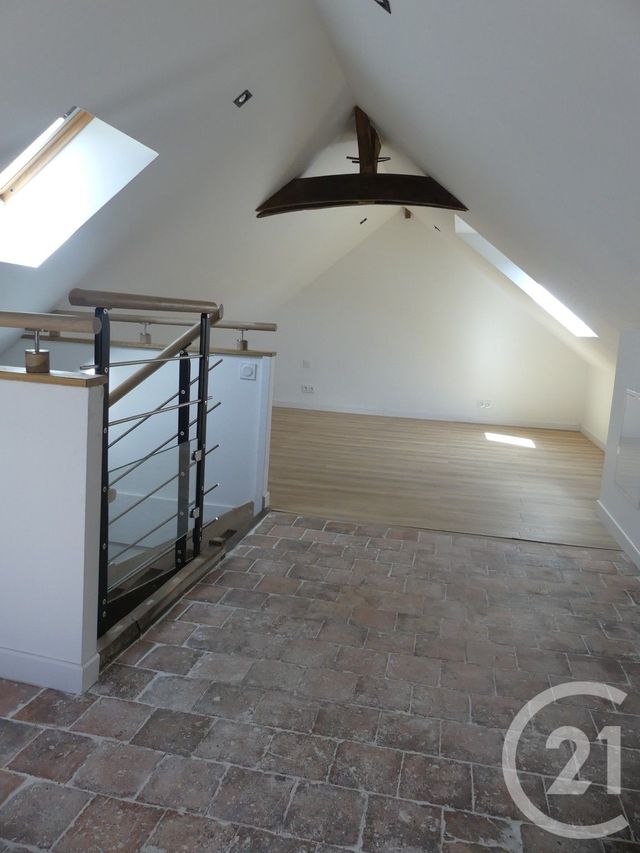 Maison &agrave; louer - 6 pi&egrave;ces - 155 m2 - Laval - 53 - PAYS-DE-LOIRE