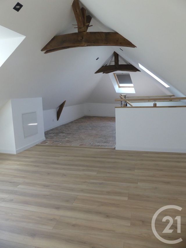 Maison &agrave; louer - 6 pi&egrave;ces - 155 m2 - Laval - 53 - PAYS-DE-LOIRE