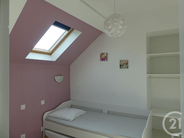 Maison &agrave; louer - 5 pi&egrave;ces - 115,61 m2 - Montjean - 53 - PAYS-DE-LOIRE