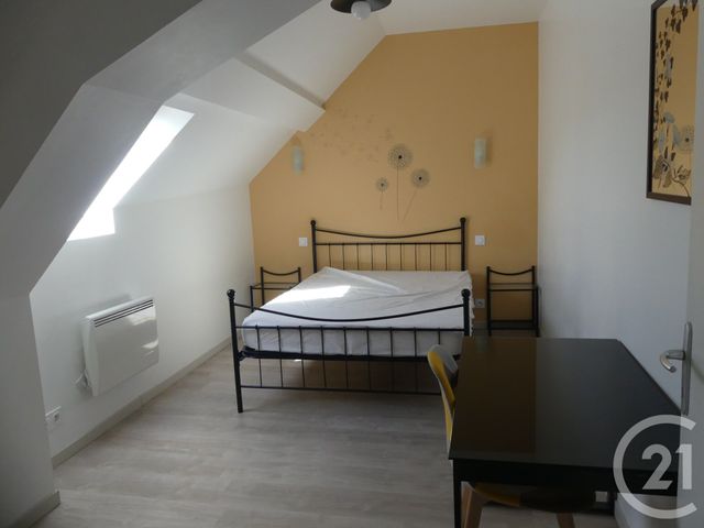 Maison &agrave; louer - 5 pi&egrave;ces - 115,61 m2 - Montjean - 53 - PAYS-DE-LOIRE