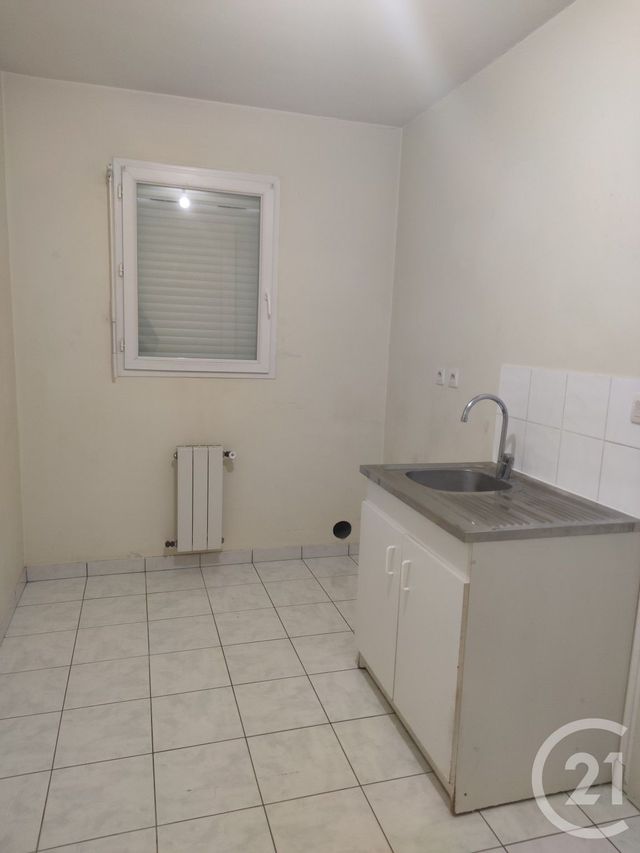 Maison &agrave; louer - 5 pi&egrave;ces - 126,77 m2 - Bonchamp Les Laval - 53 - PAYS-DE-LOIRE