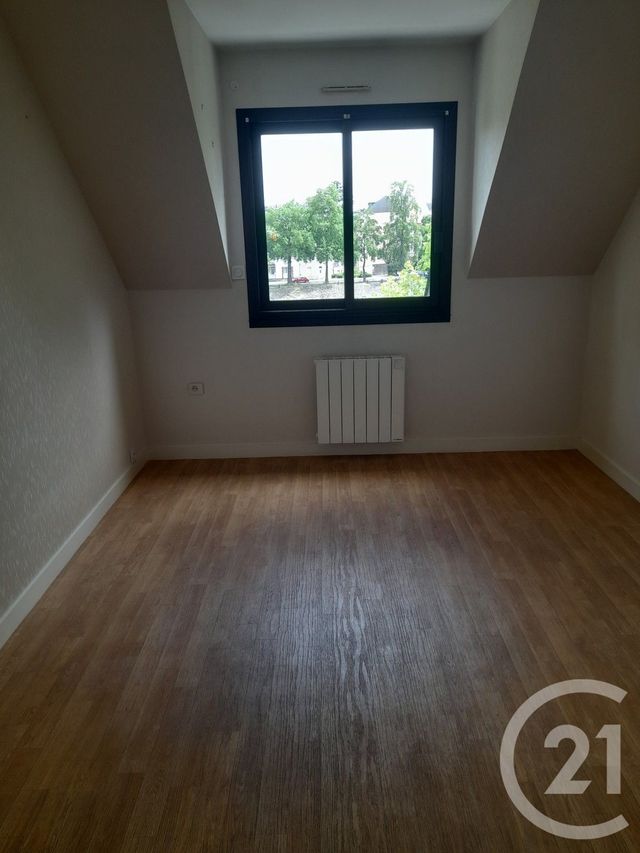 Appartement T2 &agrave; louer - 2 pi&egrave;ces - 45,52 m2 - Laval - 53 - PAYS-DE-LOIRE
