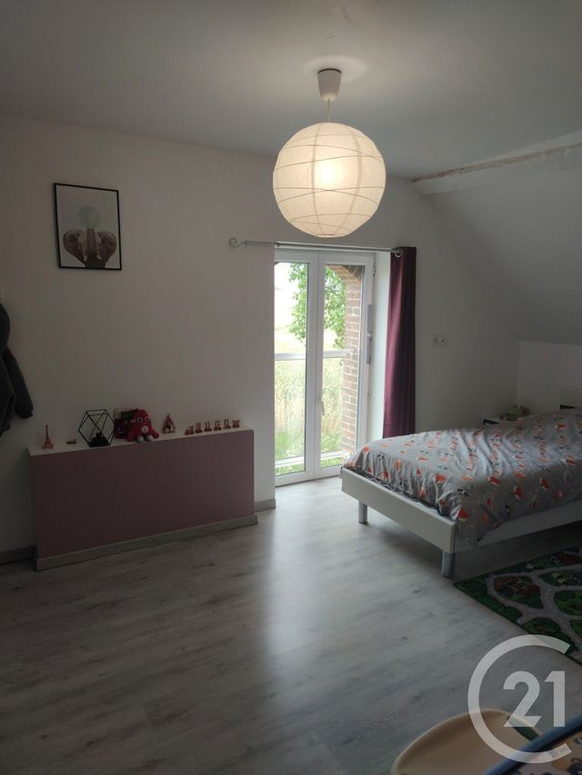 Maison &agrave; louer - 4 pi&egrave;ces - 93,69 m2 - Montjean - 53 - PAYS-DE-LOIRE