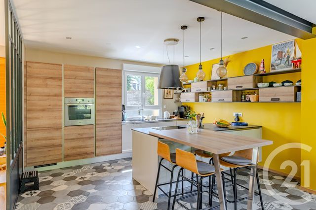 Maison &agrave; louer - 6 pi&egrave;ces - 165 m2 - Laval - 53 - PAYS-DE-LOIRE