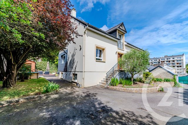 Maison &agrave; louer - 6 pi&egrave;ces - 165 m2 - Laval - 53 - PAYS-DE-LOIRE