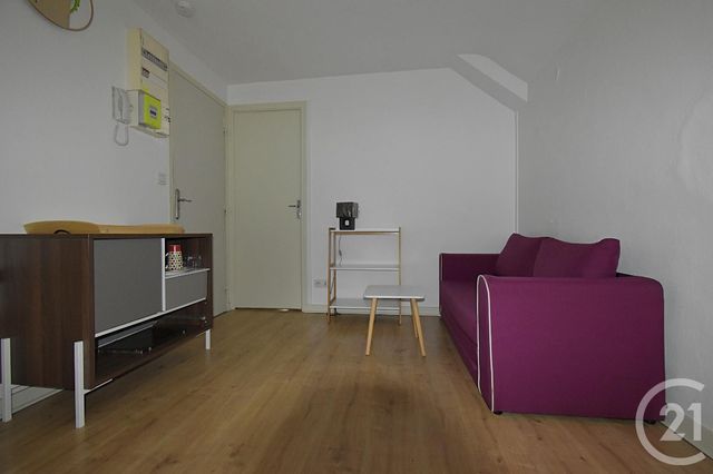 Appartement F2 &agrave; louer - 2 pi&egrave;ces - 32 m2 - Laval - 53 - PAYS-DE-LOIRE