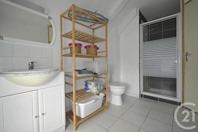Appartement F2 &agrave; louer - 2 pi&egrave;ces - 32 m2 - Laval - 53 - PAYS-DE-LOIRE