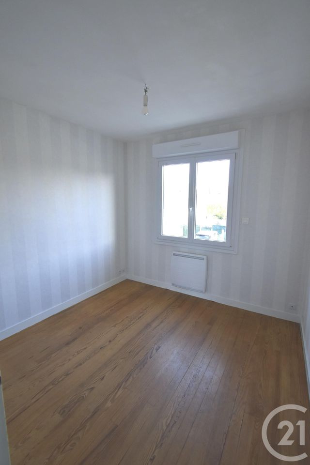 Maison &agrave; louer - 4 pi&egrave;ces - 64,95 m2 - Laval - 53 - PAYS-DE-LOIRE