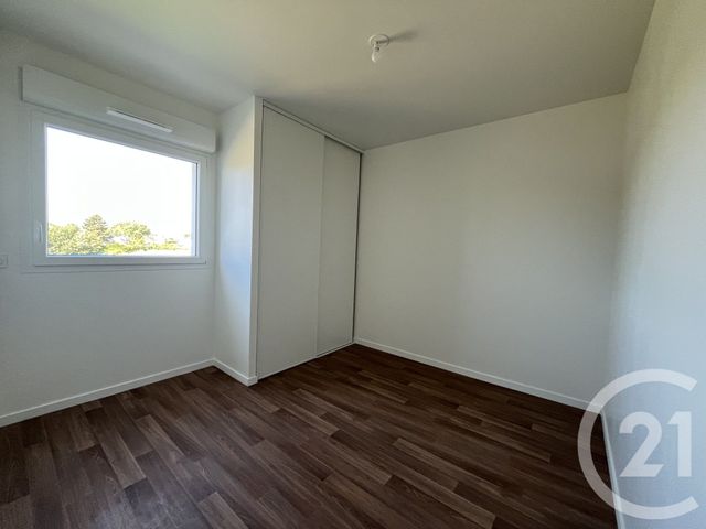Appartement T3 &agrave; louer - 3 pi&egrave;ces - 59,62 m2 - Laval - 53 - PAYS-DE-LOIRE