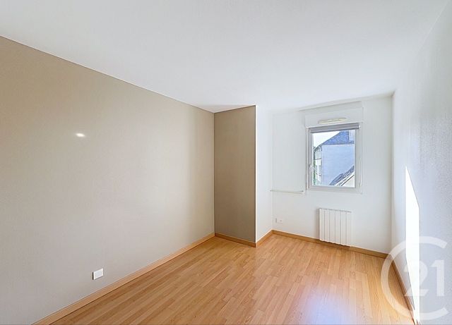 Appartement T3 &agrave; vendre - 3 pi&egrave;ces - 68,93 m2 - Laval - 53 - PAYS-DE-LOIRE