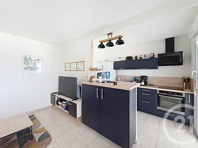 Appartement T3 &agrave; vendre - 3 pi&egrave;ces - 68,93 m2 - Laval - 53 - PAYS-DE-LOIRE