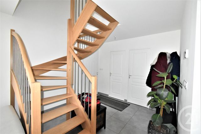 Maison &agrave; louer - 5 pi&egrave;ces - 92,06 m2 - L Huisserie - 53 - PAYS-DE-LOIRE