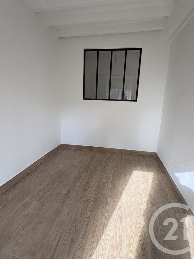 Appartement F2 &agrave; louer - 2 pi&egrave;ces - 35,55 m2 - St Jean Sur Mayenne - 53 - PAYS-DE-LOIRE