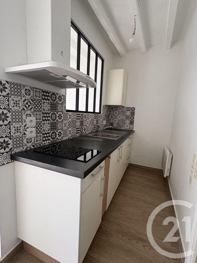Appartement F2 &agrave; louer - 2 pi&egrave;ces - 35,55 m2 - St Jean Sur Mayenne - 53 - PAYS-DE-LOIRE