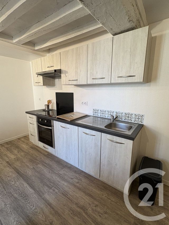 Appartement T2 &agrave; louer - 2 pi&egrave;ces - 37,96 m2 - Laval - 53 - PAYS-DE-LOIRE