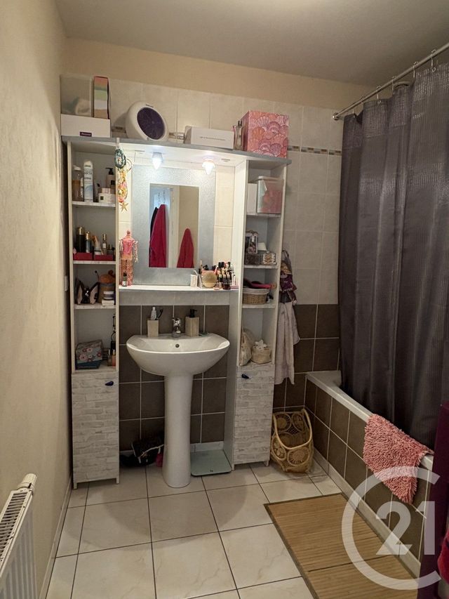 Maison &agrave; louer - 2 pi&egrave;ces - 50,65 m2 - Laval - 53 - PAYS-DE-LOIRE