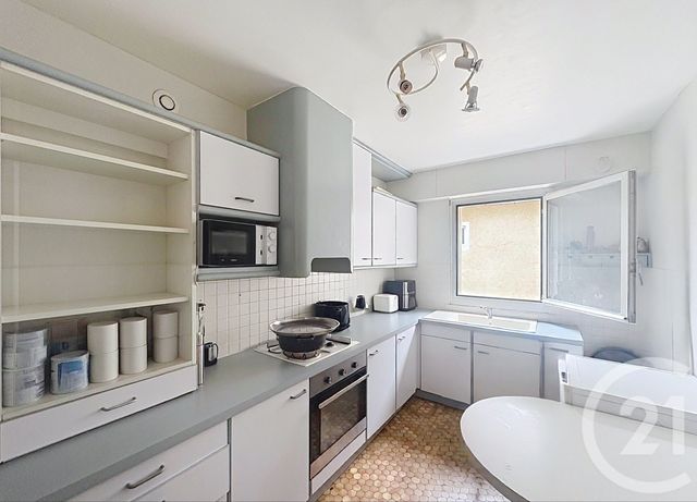 Appartement T3 &agrave; vendre - 4 pi&egrave;ces - 102 m2 - Laval - 53 - PAYS-DE-LOIRE