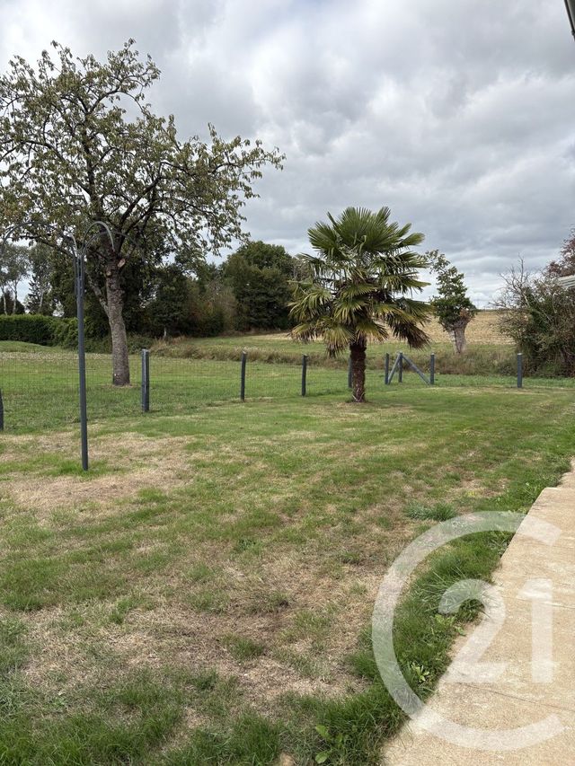 Maison &agrave; louer - 4 pi&egrave;ces - 102 m2 - Loiron Ruille - 53 - PAYS-DE-LOIRE
