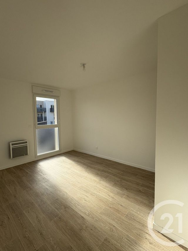 Appartement T2 &agrave; louer - 2 pi&egrave;ces - 46,03 m2 - Bonchamp Les Laval - 53 - PAYS-DE-LOIRE