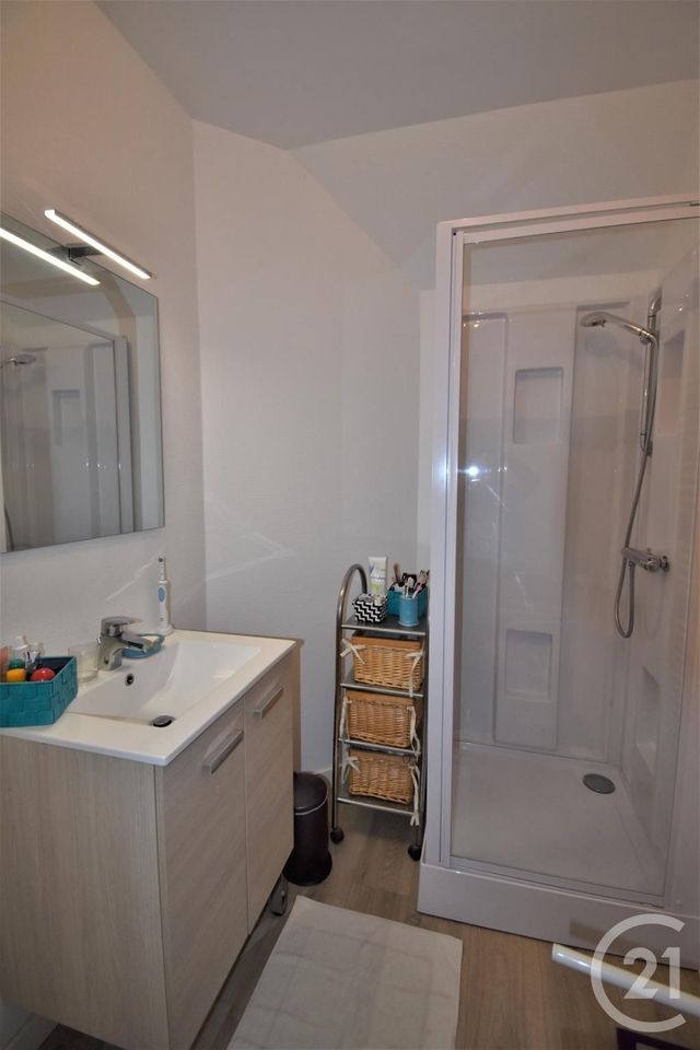 Maison &agrave; louer - 5 pi&egrave;ces - 102,69 m2 - Change - 53 - PAYS-DE-LOIRE