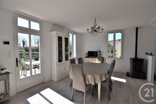 Maison &agrave; louer - 5 pi&egrave;ces - 102,69 m2 - Change - 53 - PAYS-DE-LOIRE