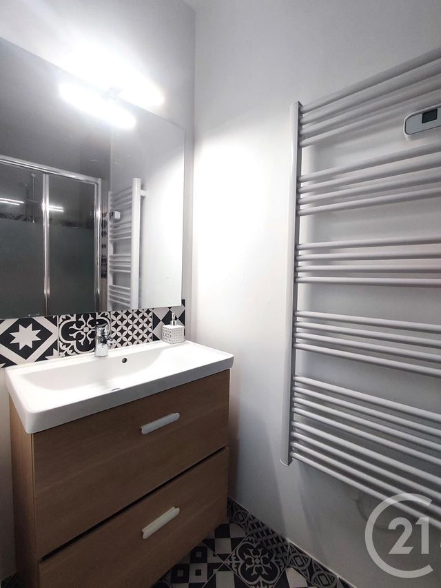 Appartement &agrave; louer - 2 pi&egrave;ces - 35 m2 - Astille - 53 - PAYS-DE-LOIRE