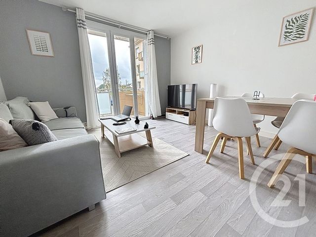Appartement F3 à vendre ST BERTHEVIN