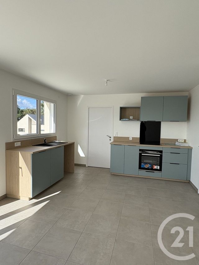 Maison &agrave; louer - 4 pi&egrave;ces - 104,68 m2 - Louverne - 53 - PAYS-DE-LOIRE