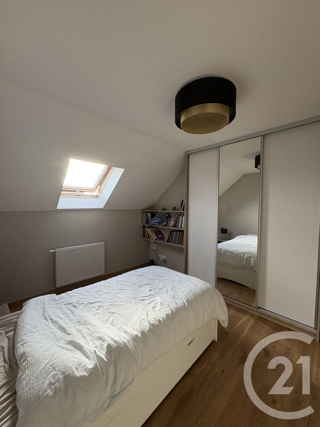 Maison &agrave; louer - 5 pi&egrave;ces - 102,87 m2 - Laval - 53 - PAYS-DE-LOIRE