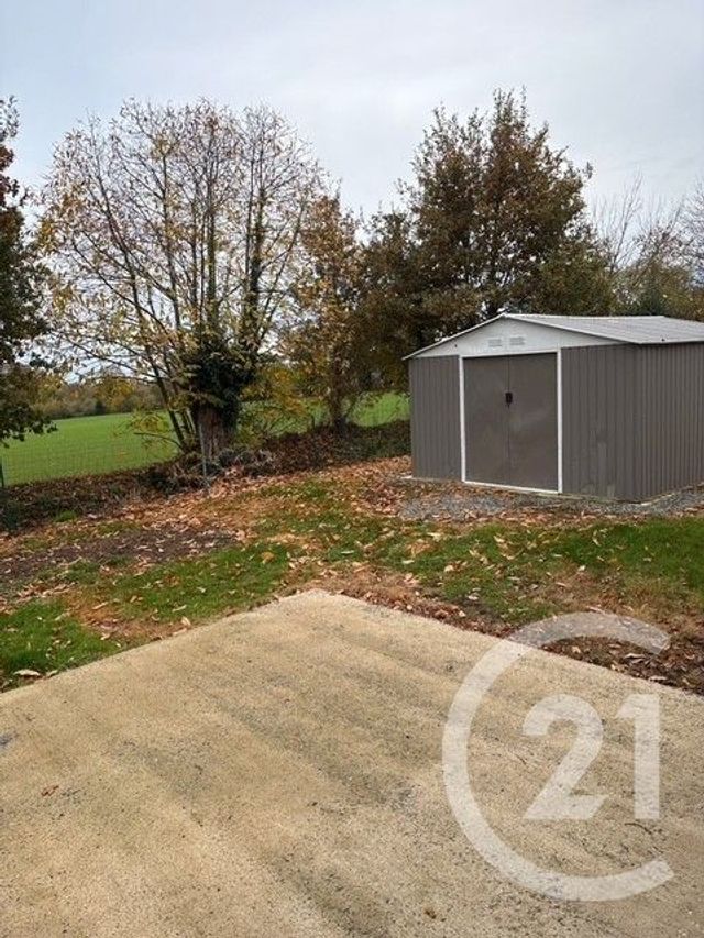 Maison &agrave; louer - 4 pi&egrave;ces - 88 m2 - St Cyr Le Gravelais - 53 - PAYS-DE-LOIRE