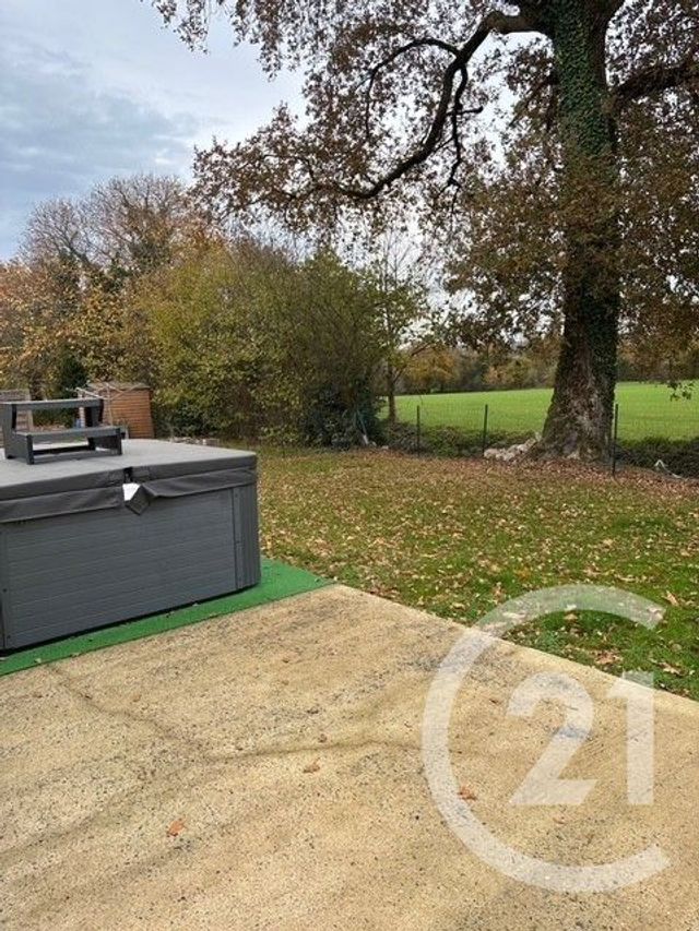 Maison &agrave; louer - 4 pi&egrave;ces - 88 m2 - St Cyr Le Gravelais - 53 - PAYS-DE-LOIRE