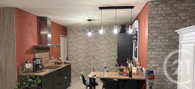 Maison &agrave; louer - 4 pi&egrave;ces - 88 m2 - St Cyr Le Gravelais - 53 - PAYS-DE-LOIRE