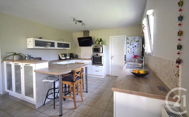 Maison &agrave; louer - 7 pi&egrave;ces - 114 m2 - St Berthevin - 53 - PAYS-DE-LOIRE