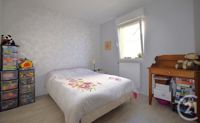 Maison &agrave; louer - 7 pi&egrave;ces - 114 m2 - St Berthevin - 53 - PAYS-DE-LOIRE