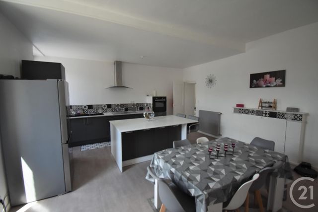 Afficher la photo en grand Maison à vendre - 7 pièces - 163 m2 - CUILLE - 53 - PAYS-DE-LOIRE
