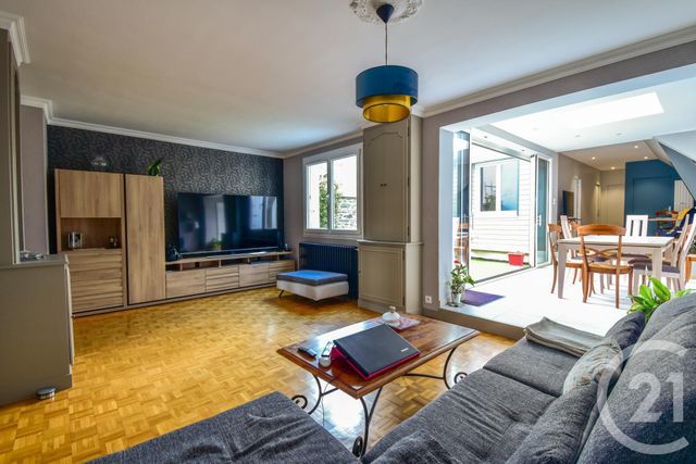Afficher la photo en grand Maison à vendre - 6 pièces - 167 m2 - LAVAL - 53 - PAYS-DE-LOIRE