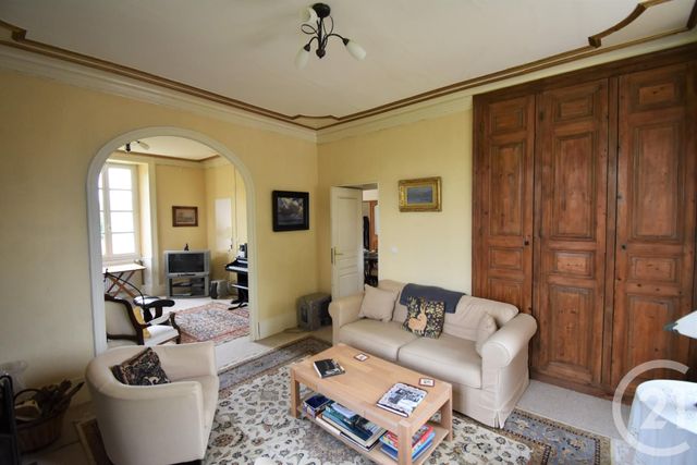 Afficher la photo en grand Maison à vendre - 6 pièces - 216,25 m2 - BALLOTS - 53 - PAYS-DE-LOIRE