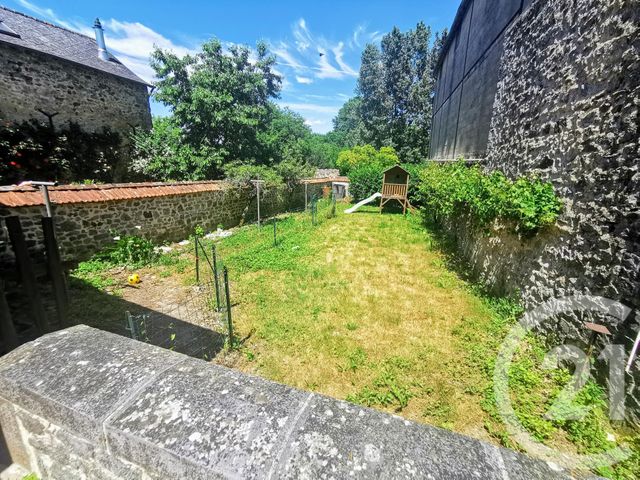 Afficher la photo en grand Maison à vendre - 8 pièces - 140 m2 - VAIGES - 53 - PAYS-DE-LOIRE