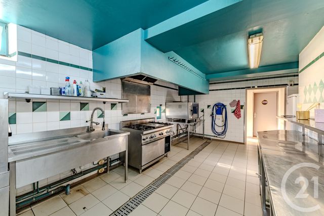 Maison à vendre - 13 pièces - 441,85 m2 - Quelaines St Gault - 53 - PAYS-DE-LOIRE