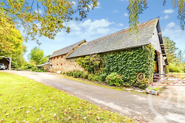 Maison à vendre - 6 pièces - 211 m2 - Aze - 53 - PAYS-DE-LOIRE