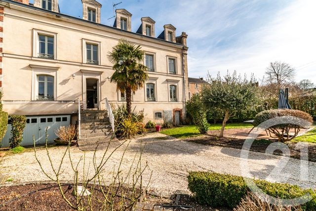 Maison à vendre - 9 pièces - 201,55 m2 - Laval - 53 - PAYS-DE-LOIRE