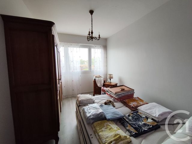 Appartement T3 à vendre - 4 pièces - 75,45 m2 - Laval - 53 - PAYS-DE-LOIRE