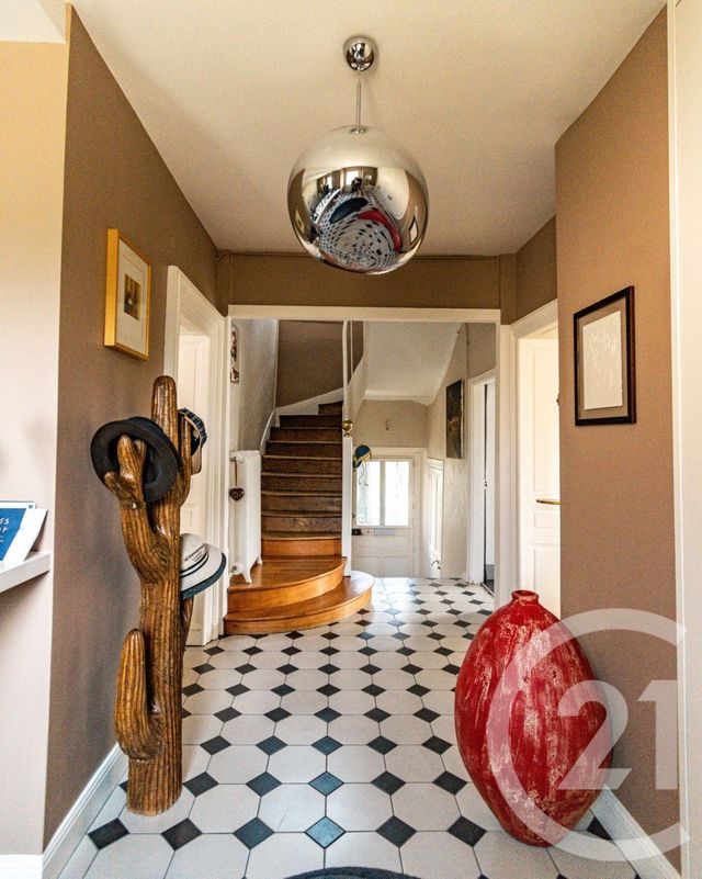 Maison à vendre - 9 pièces - 201,55 m2 - Laval - 53 - PAYS-DE-LOIRE