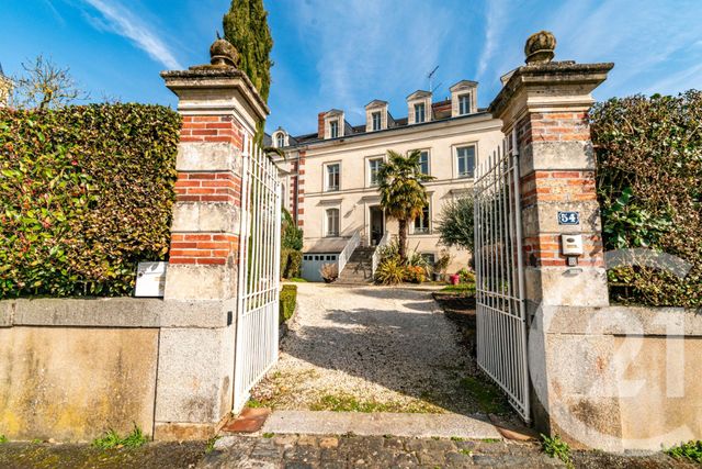 Maison à vendre - 9 pièces - 201,55 m2 - Laval - 53 - PAYS-DE-LOIRE