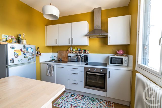 Appartement T5 à vendre - 5 pièces - 82,39 m2 - Laval - 53 - PAYS-DE-LOIRE