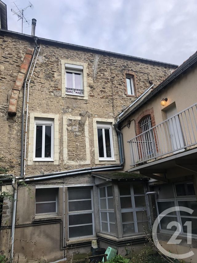 Afficher la photo en grand Immeuble à vendre - 350 m2 - Laval - 53 - PAYS-DE-LOIRE