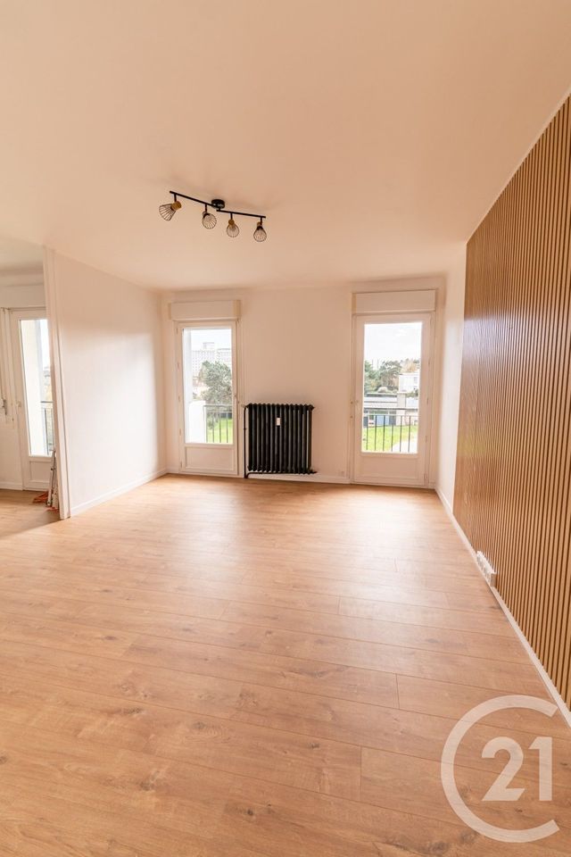 Appartement T4 &agrave; vendre - 4 pi&egrave;ces - 74 m2 - Laval - 53 - PAYS-DE-LOIRE